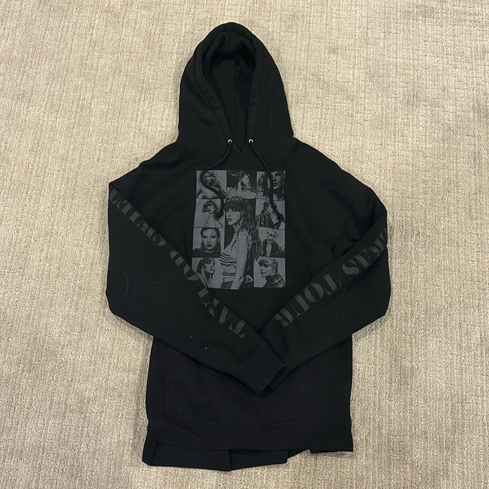 Taylor Swift Black Large Hoodie